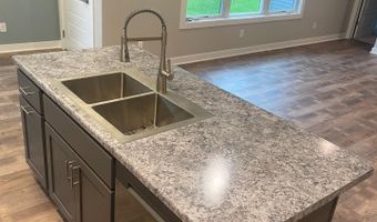 316 S West St, Angola, IN 46703