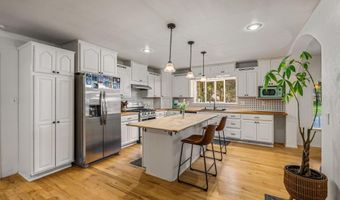 883 Mountain View Rd, Clark Fork, ID 83811