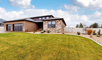912 Holstein Ct, Gardnerville, NV 89460