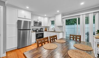 12 Scuppo Rd F9, Danbury, CT 06811