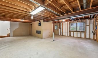 5032 KING DAVID Blvd, Annandale, VA 22003