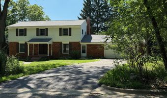 3925 Waldenwood Dr, Ann Arbor, MI 48105