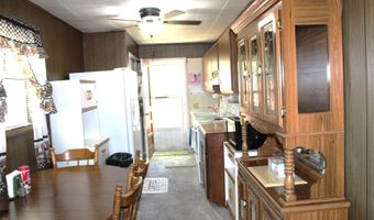 716 E Randolph St, Angola, IN 46703