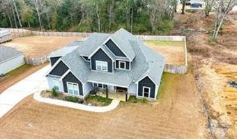 104 Hand Ln, Enterprise, AL 36330