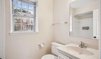 4906 29TH Rd S B2, Arlington, VA 22206