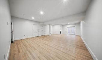 43582 OLD KINDERHOOK Dr, Ashburn, VA 20147