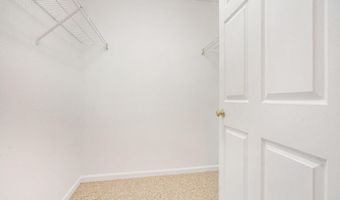 1631 Weatherstone Dr, Ann Arbor, MI 48108