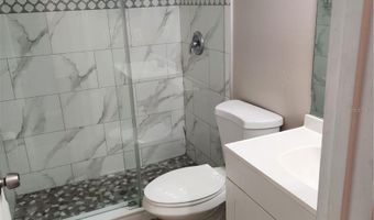 150 ABBEY HOLLOW Dr, Apopka, FL 32712