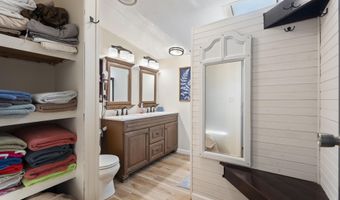 32233 S Shamrock Dr, Afton, OK 74331