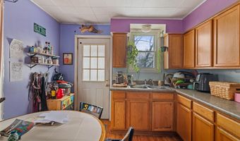 35 Saint Mary's St, Burlington, VT 05401