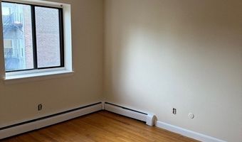 39 Linden St 32, Boston, MA 02135