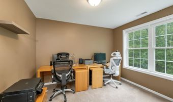 19 Linwood Dr, Alton, NH 03809