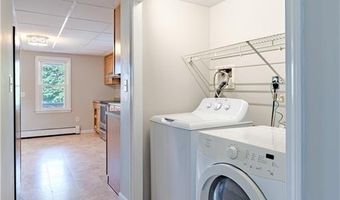 27 May St, Blackstone, MA 01504