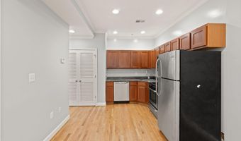 430 IRVING St NW 102, Washington, DC 20010