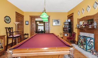 108 W Main St, Amherst, OH 44001