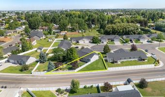 950 Clara Ct, Ammon, ID 83406