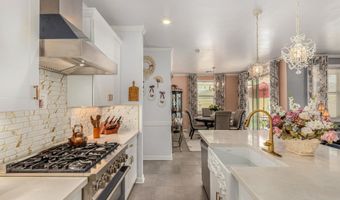 348 S SAN ANTONIA Ln, Casa Grande, AZ 85194