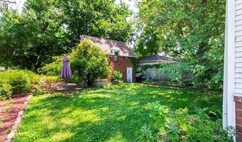 8911 Manor Ave, Allen Park, MI 48101