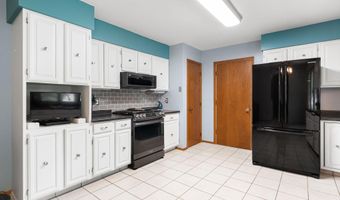 1807 9th St SW, Austin, MN 55912