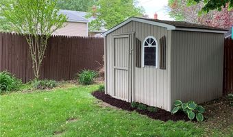 1660 Glenmount Ave, Akron, OH 44301