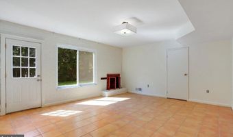 4516 GRETNA St, Bethesda, MD 20814