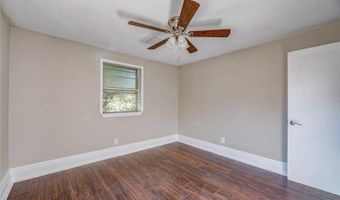 126 Windsor Ave, Chickasha, OK 73018
