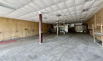 221 E Washington Ave, Athens, TN 37303