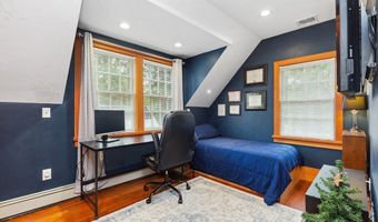 292 Plymouth St, Abington, MA 02351