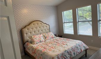 406 E Ctr, Anaheim, CA 92805