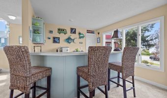 105 Island Quay Ct, Atlantic Beach, NC 28512