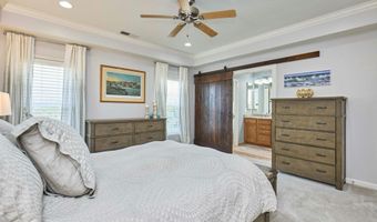 25066 CROXLEY GREEN Sq, Aldie, VA 20105