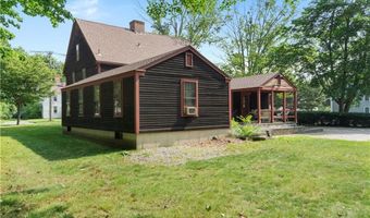 130 E Main St, Clinton, CT 06413