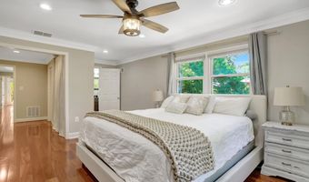 5919 KELLEY Ct, Alexandria, VA 22312