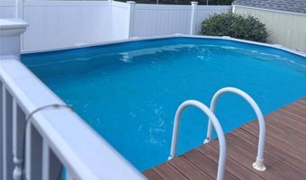 18 Lyman Ave, Johnston, RI 02919