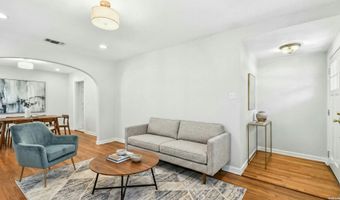 265 E OAKVIEW Pl, Alamo Heights, TX 78209