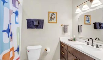 218 Thomas St, Bay St. Louis, MS 39520