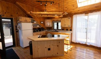 48 Swan Ave A, Old Lyme, CT 06371