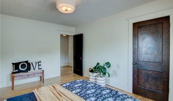 1704 Birch St, Eau Claire, WI 54703