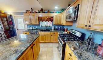 52 Bear Track Rd, Andrews, NC 28901