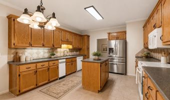 100 KENTWOOD TRAIL Cir, Alabaster, AL 35007