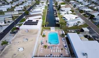194 S PORT ROYAL Ln, Apollo Beach, FL 33572