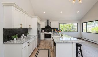 282 S Ketcham Ave, Amityville, NY 11701
