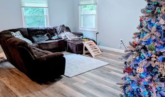 59 Chilton Ln, Aberdeen, NJ 07747