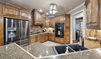 104 Autumn Ln, Beebe, AR 72012