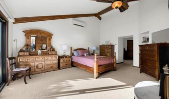 523 Lathrop Ave, Algonac, MI 48001