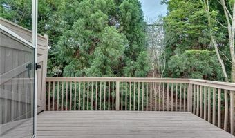 9005 Woodland Trl, Alpharetta, GA 30009
