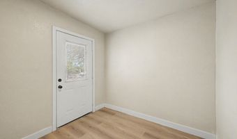 1065 W WHITELEY St, Apache Junction, AZ 85120