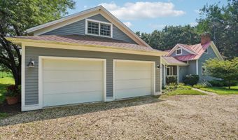 2473 Mt Hope Rd, Dodgeville, WI 53533