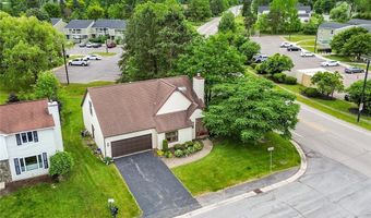 831 Robin Rd, Amherst, NY 14228
