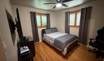 8908 Fox Ave, Allen Park, MI 48101